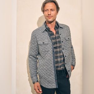 Men’s Faherty Epic Quilted Fleece CPO in Carbon Melange in Size L